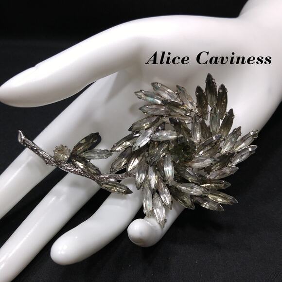 Alice Caviness Gray Navette Rhinestone Flower Brooch Rhodium 1960s - Picture 3 of 10